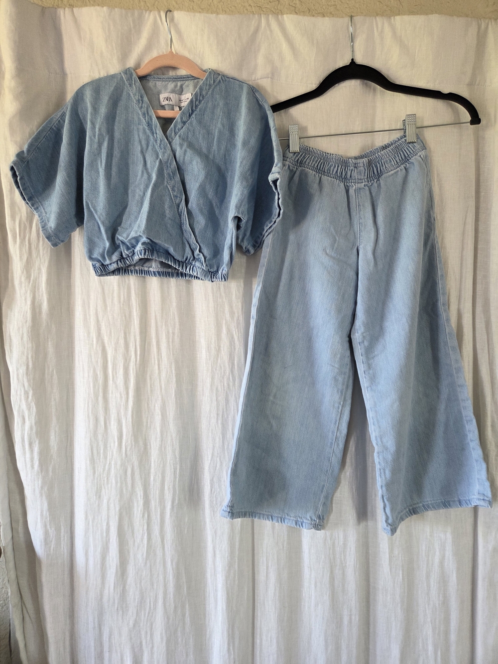 ZARA  Light Wash Denim Set - Cropped Top & Wide Leg Pants, Light Blue